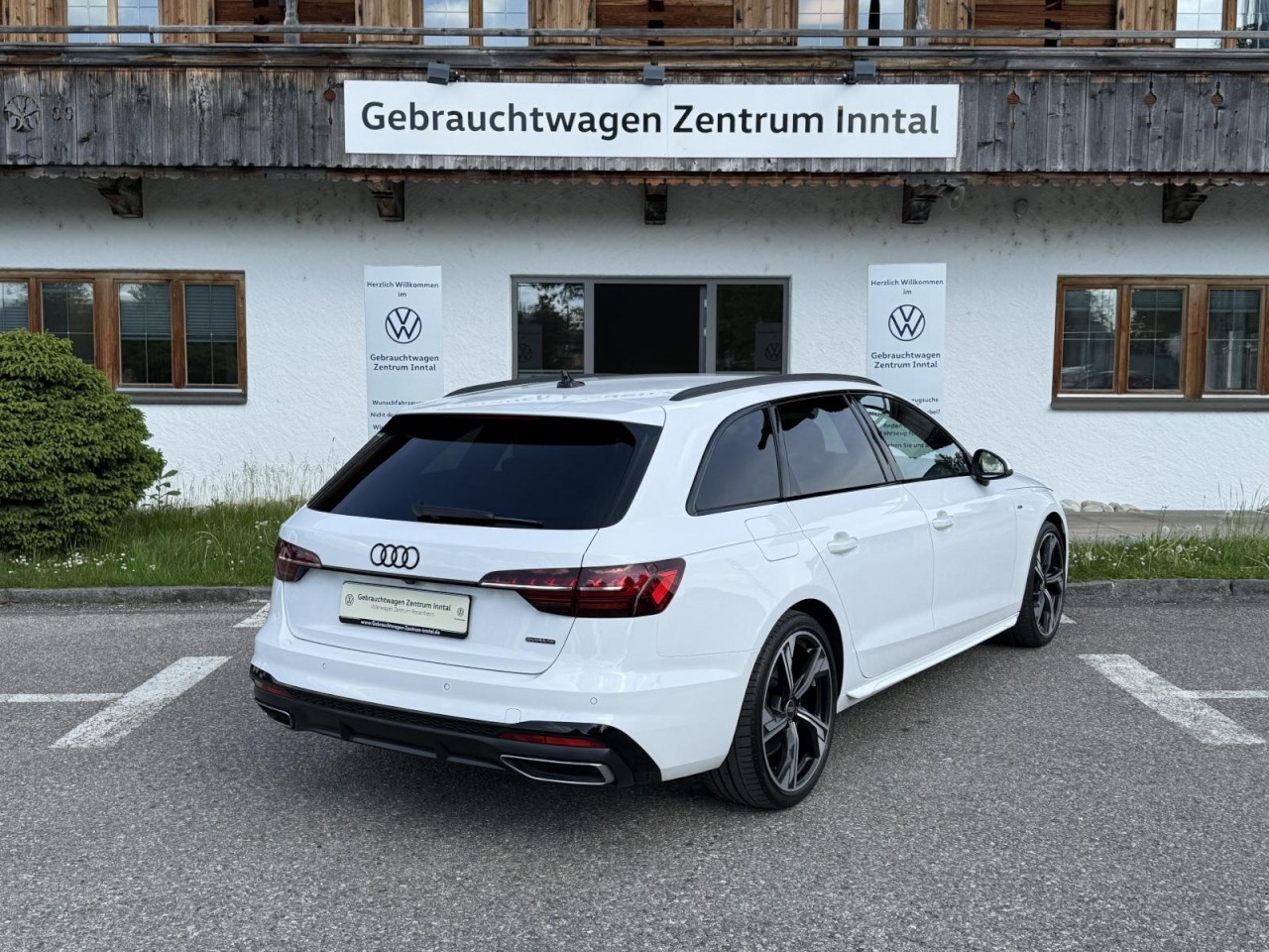 A4 Avant 40 TDI S tronic quattro S line (OptikPaket+AHK+LED)