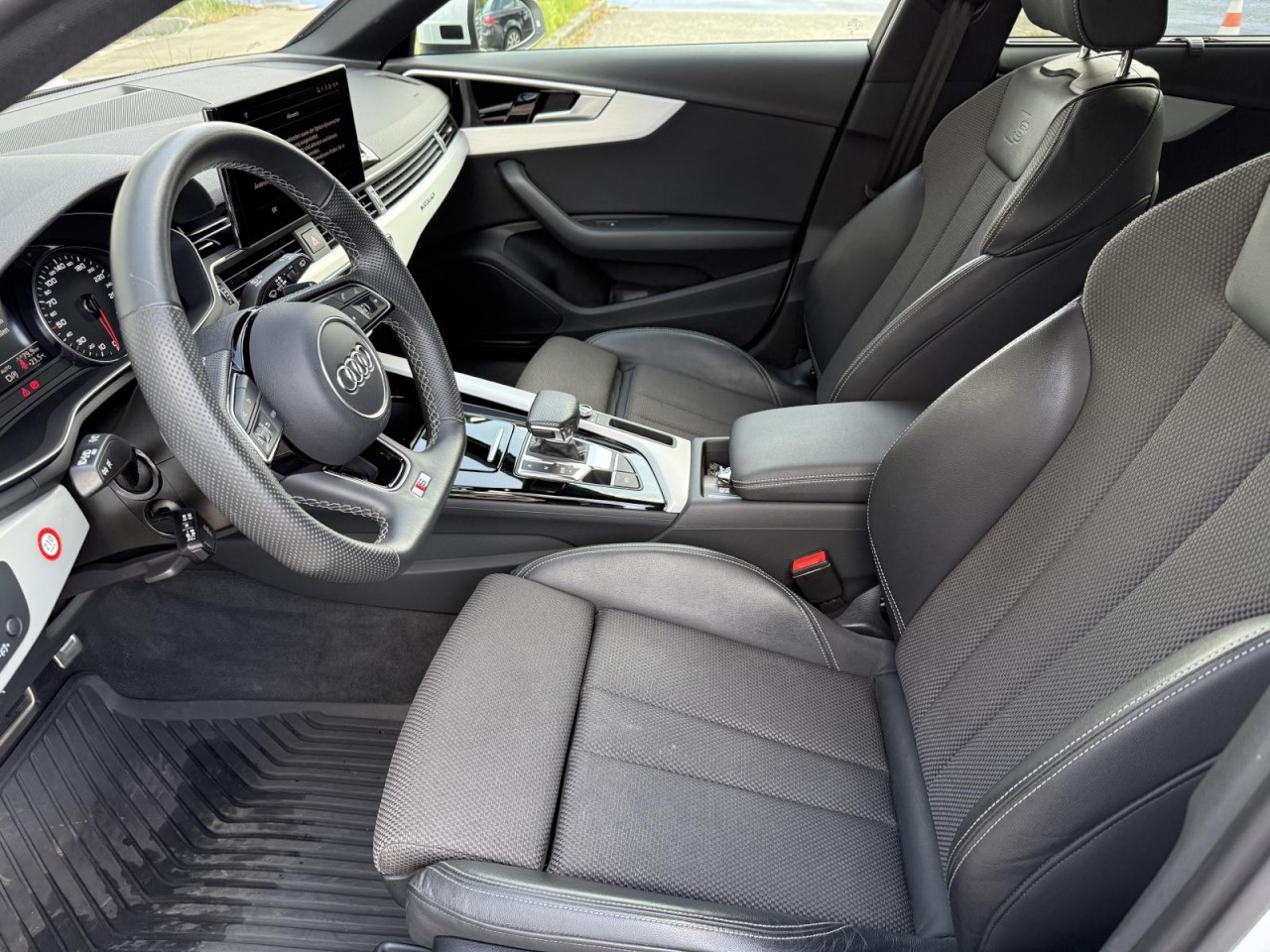 A4 Avant 40 TDI S tronic quattro S line (OptikPaket+AHK+LED)