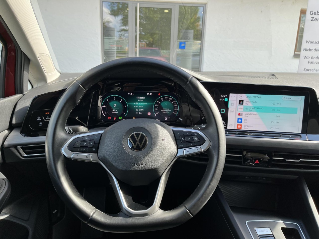 Golf VIII Variant 2,0 TDI DSG Style (AHK+LED+Navi)