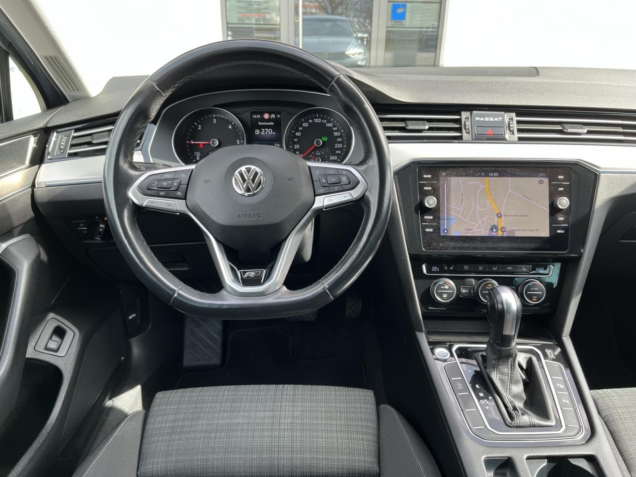 Passat Variant 2,0 l TDI DSG Business (IQLight+Navi+Keyless)