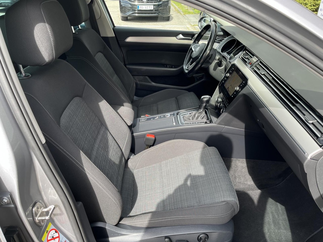 Passat Variant 2,0 l TDI DSG Business (IQLight+Navi+Keyless)