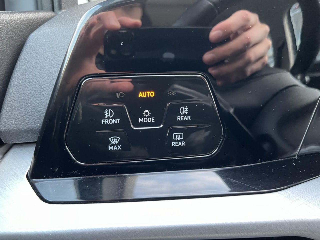 Golf VIII Variant 2,0 TDI DSG 4Motion Alltrack (Navi+AHK+RearView)