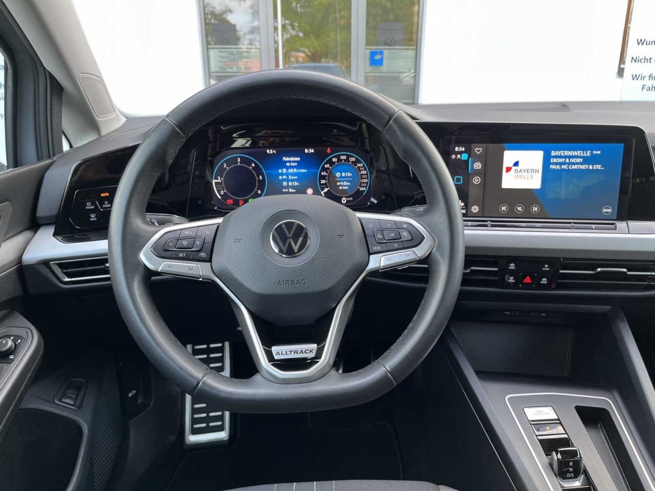 Golf VIII Variant 2,0 TDI DSG 4Motion Alltrack (Navi+AHK+RearView)