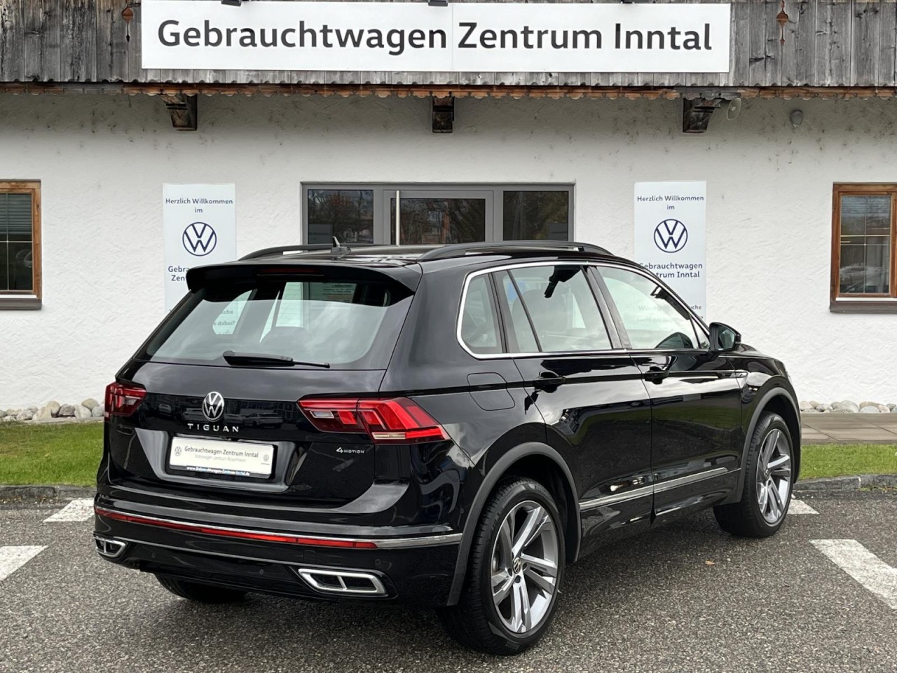 Tiguan 2,0 TDI DSG 4Motion R-Line (Navi+LED+RearView)