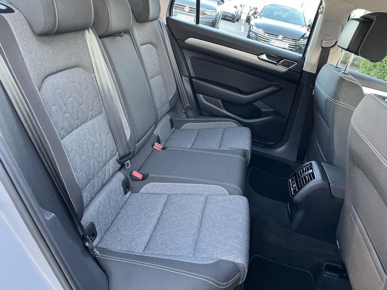 Passat Variant 2,0 TDI Business (Navi+LED+RearView)