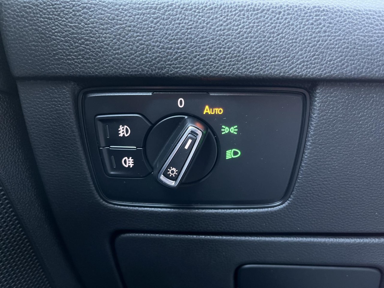 Passat Variant 2,0 TDI Business (Navi+LED+RearView)