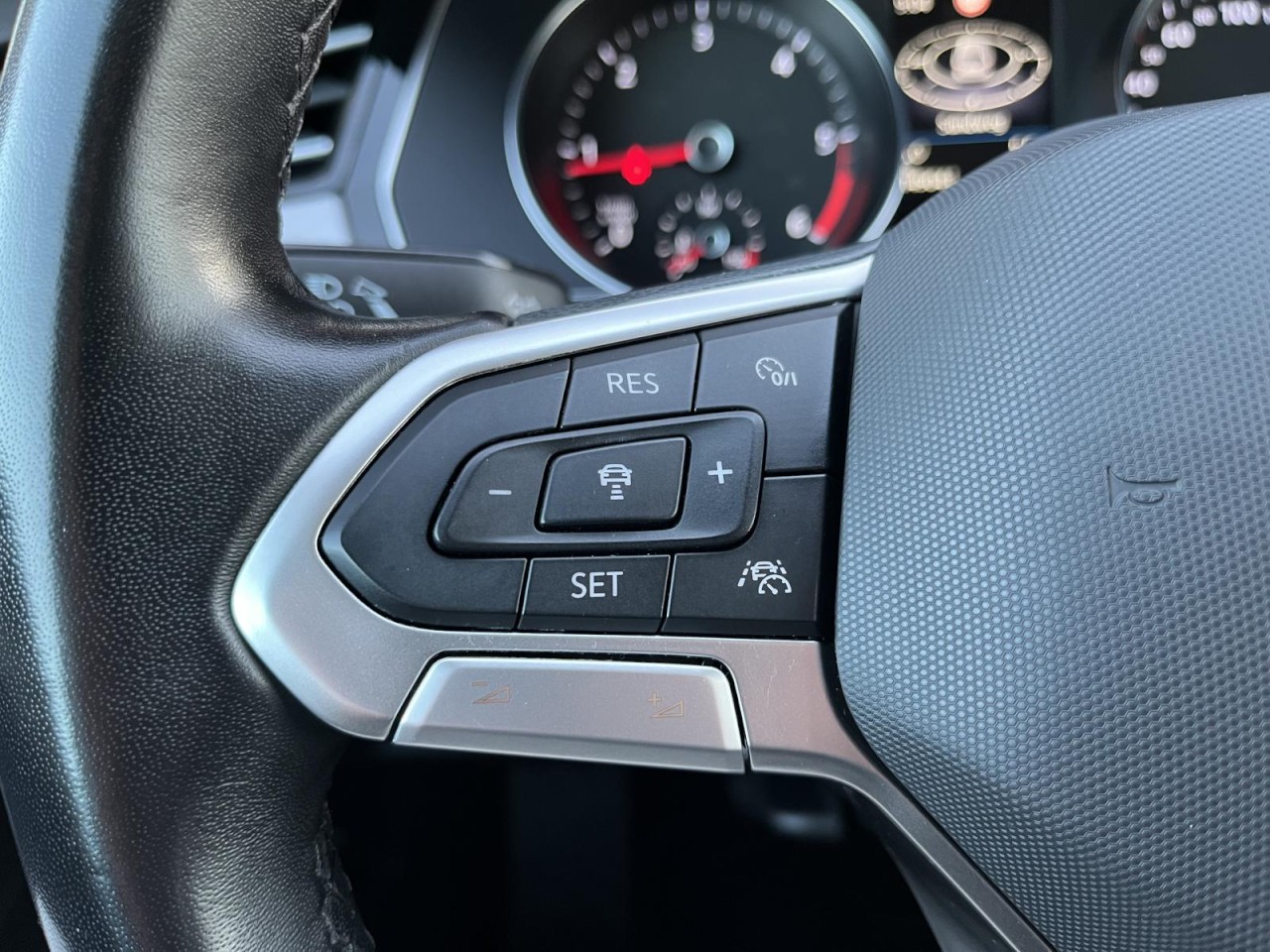 Passat Variant 2,0 TDI Business (Navi+LED+RearView)