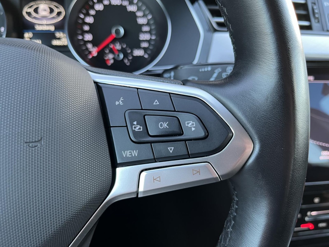 Passat Variant 2,0 TDI Business (Navi+LED+RearView)