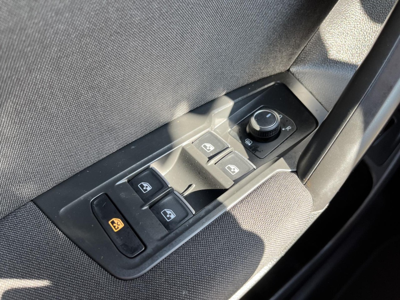 Tiguan Allspace 2,0 TDI DSG 4Motion (AHK+LED+ACC)