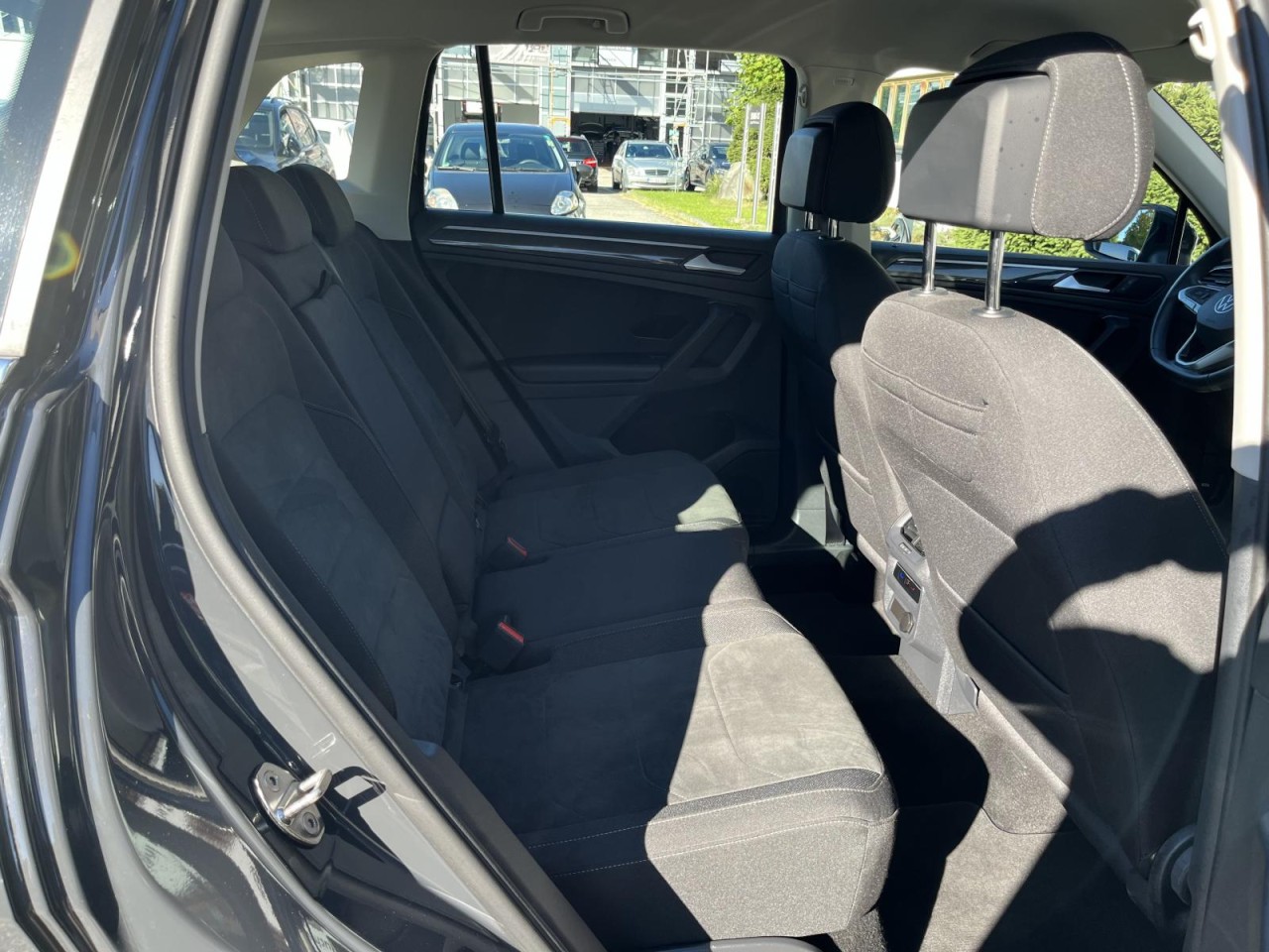 Tiguan 2,0 TDI DSG Elegance (IQLight+Standhzg.)