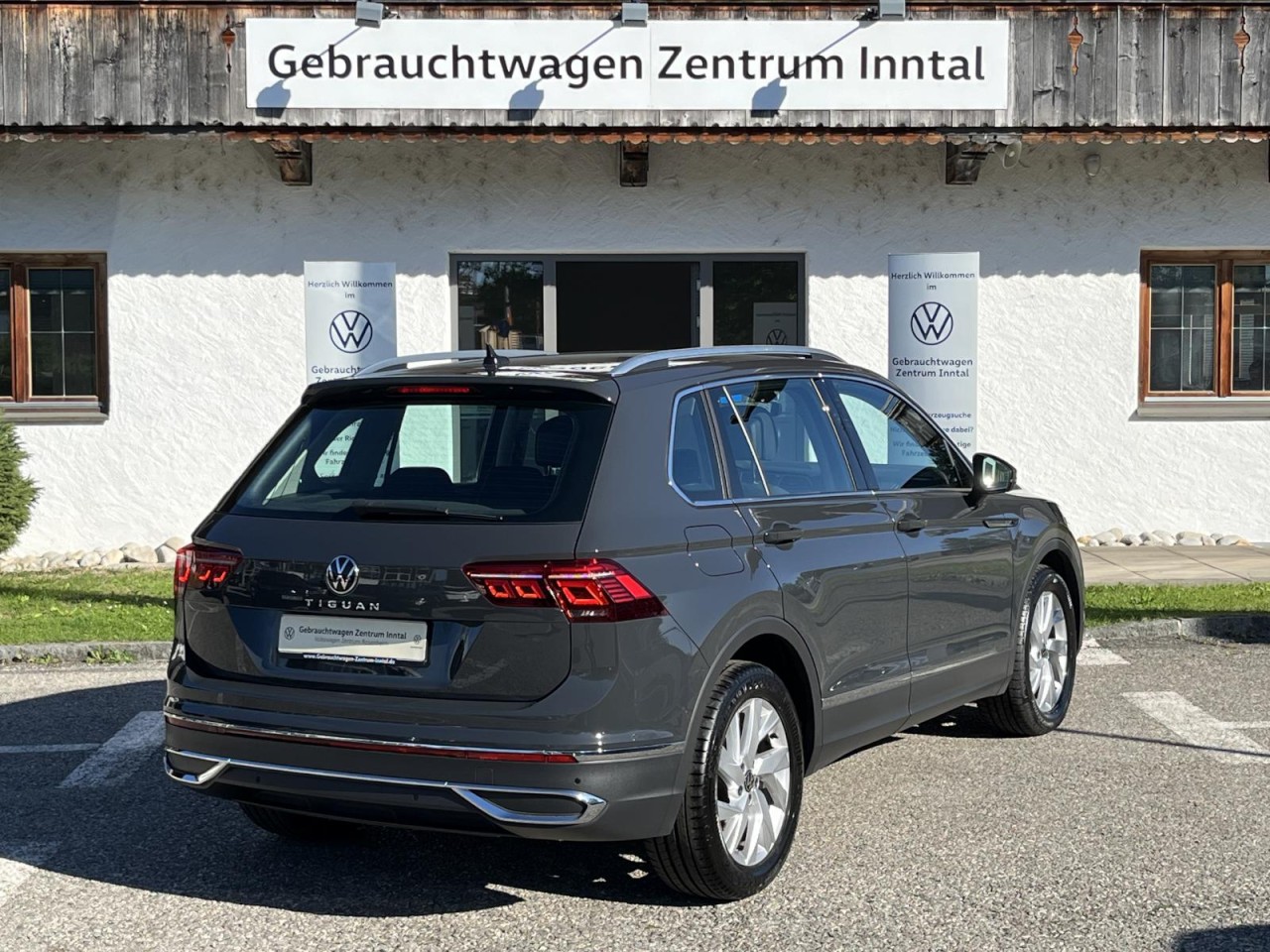 Tiguan 2,0 TDI DSG Elegance (IQLight+Standhzg.)