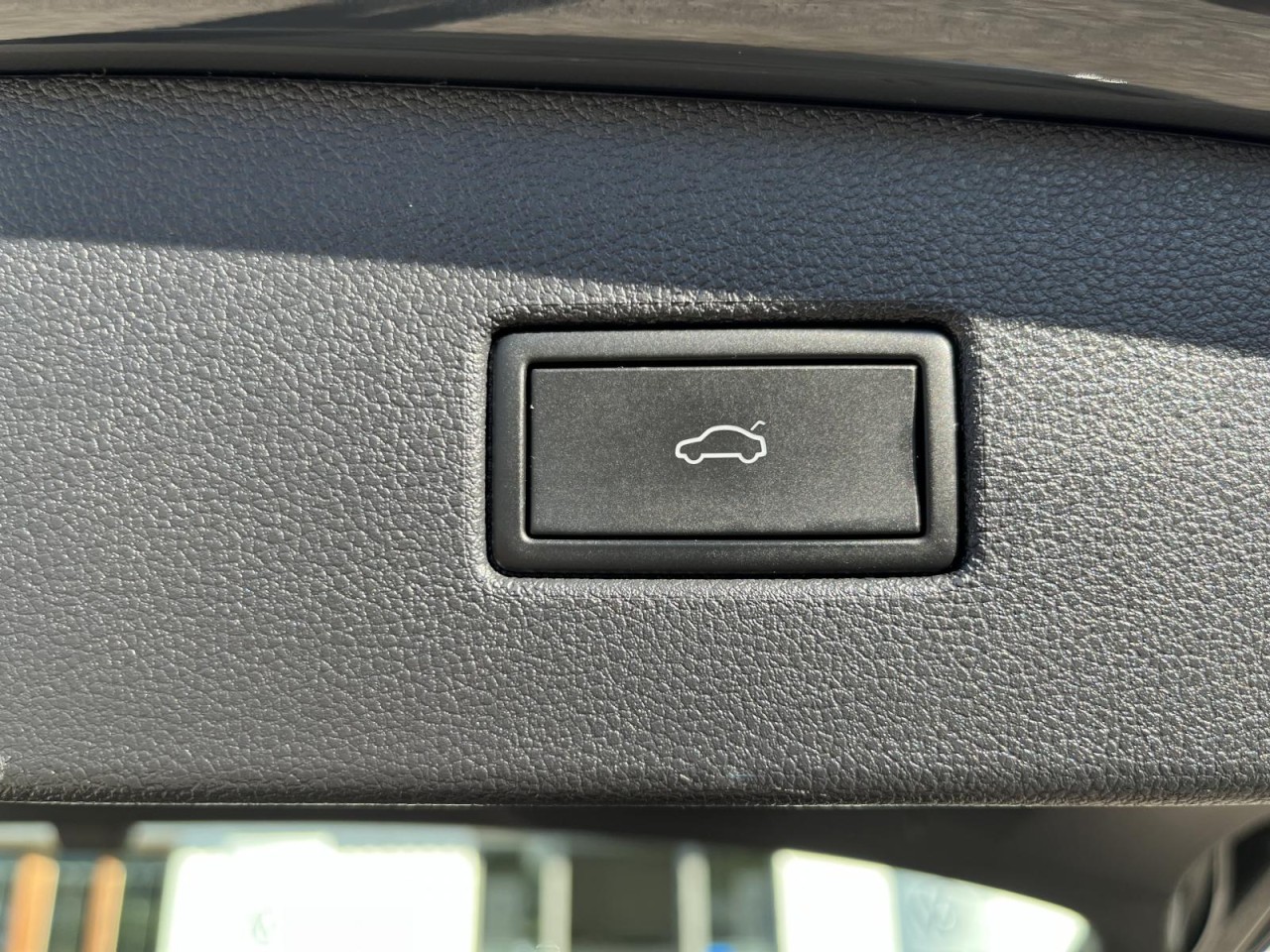 Tiguan 2,0 TDI DSG Elegance (IQLight+Standhzg.)