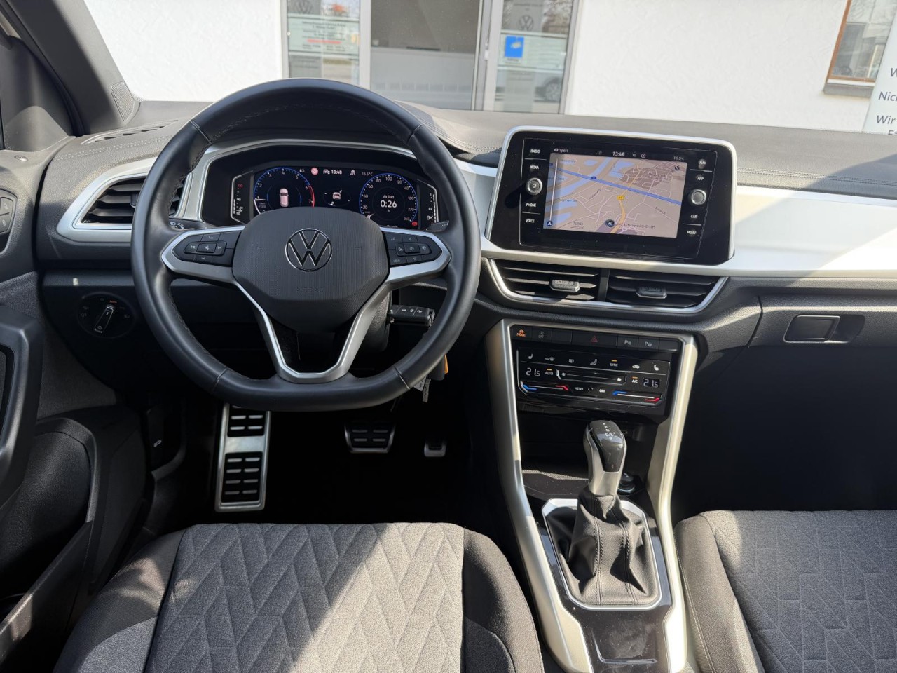 T-Roc 1,5 TSI DSG Move (AppConnect+LED IQ.Light)