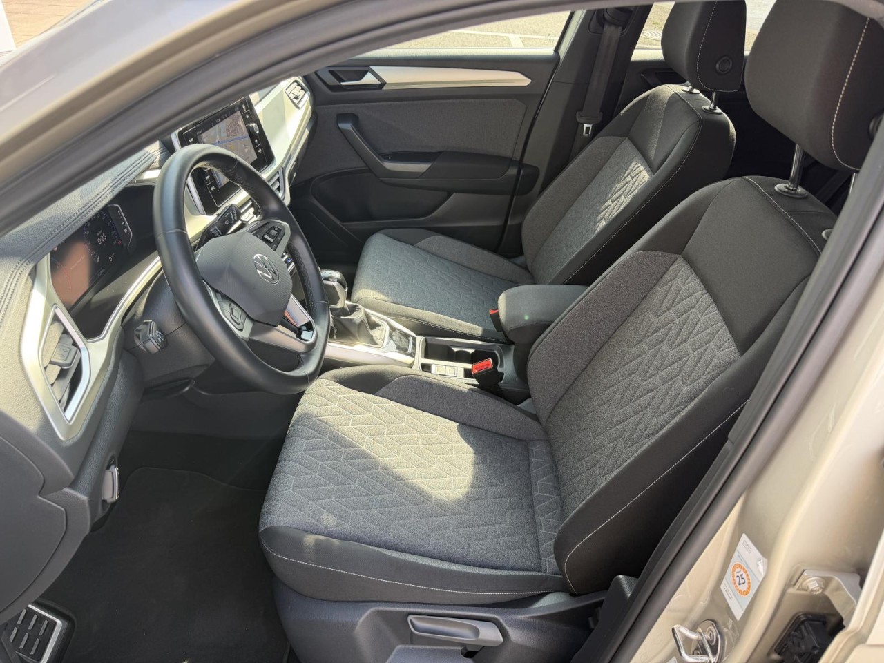 T-Roc 1,5 TSI DSG Move (AppConnect+LED IQ.Light)