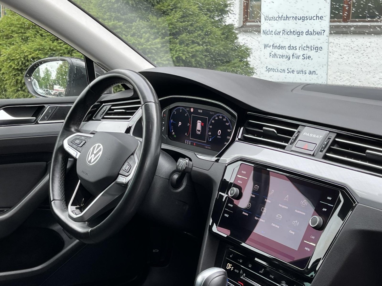 Passat Variant 2,0 TDI DSG Business (LED+Navi+AHK)