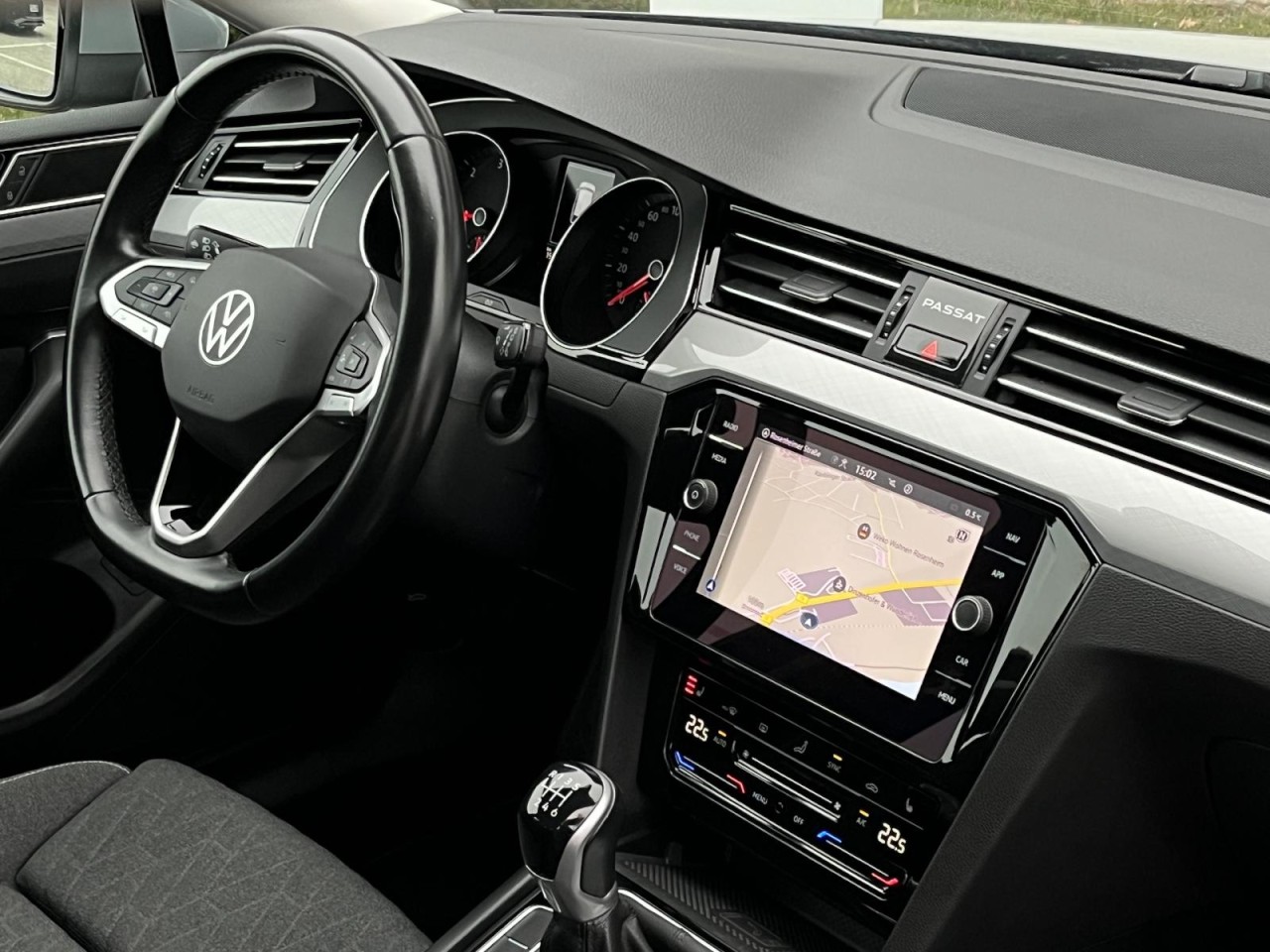 Passat Variant 2,0 TDI Bussines (Navi+LED+ACC)