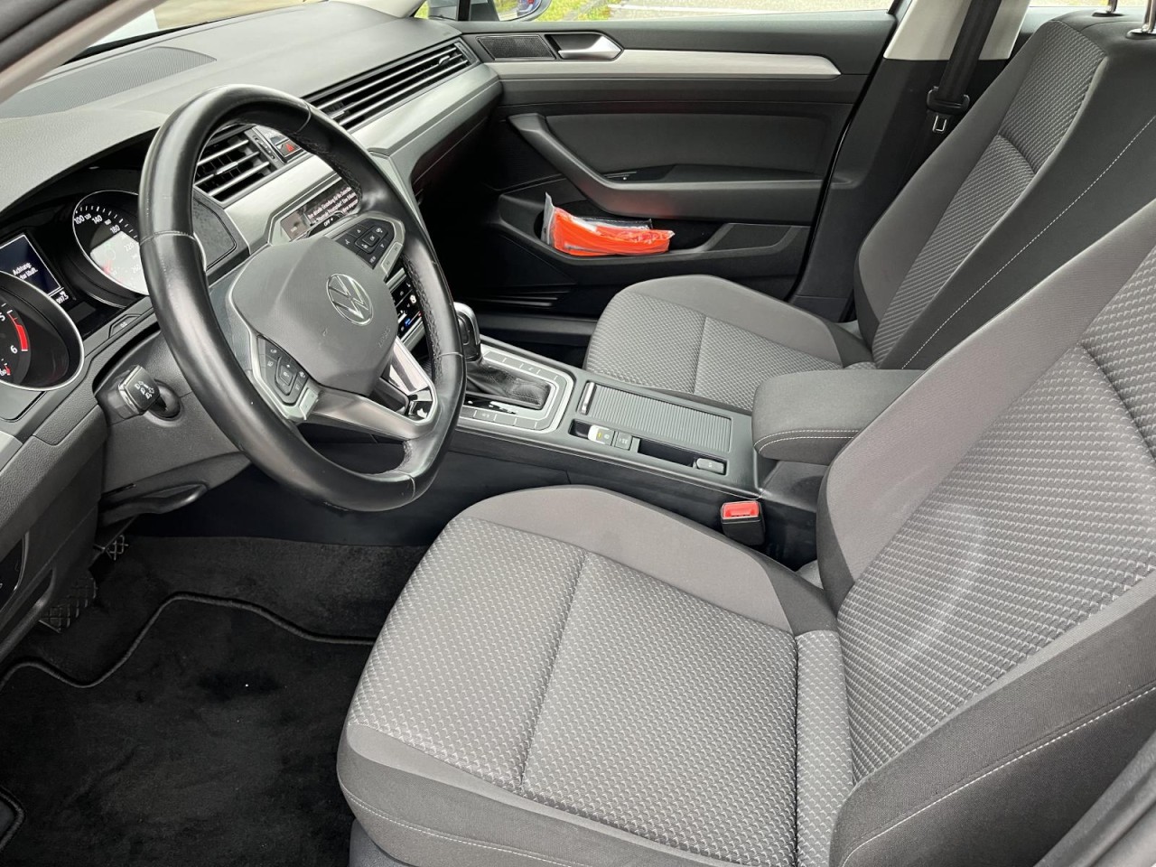 Passat Variant 2,0 TDI DSG (LED+AHK+ACC) Klima