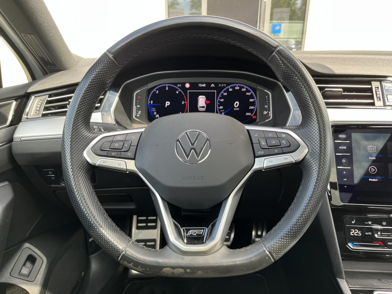 Passat Variant 2,0 TDI DSG 4Motion R-Line (AHK+Navi)