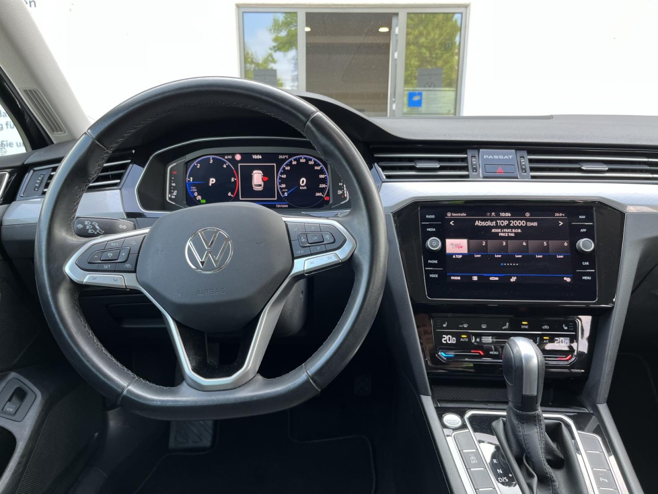 Passat Variant 2,0 TDI DSG Business (AHK+Navi+RearView)