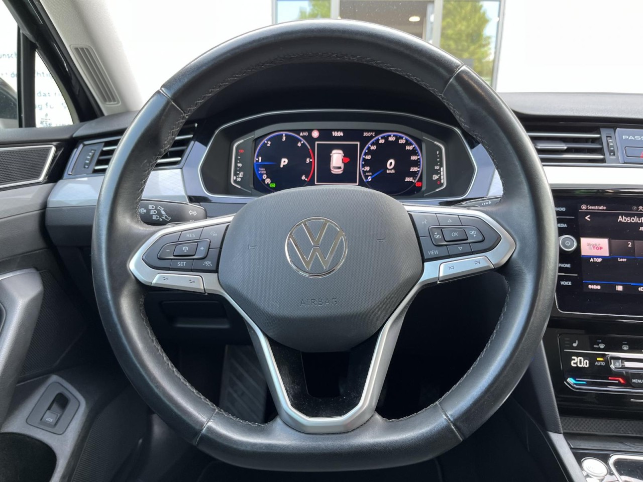 Passat Variant 2,0 TDI DSG Business (AHK+Navi+RearView)