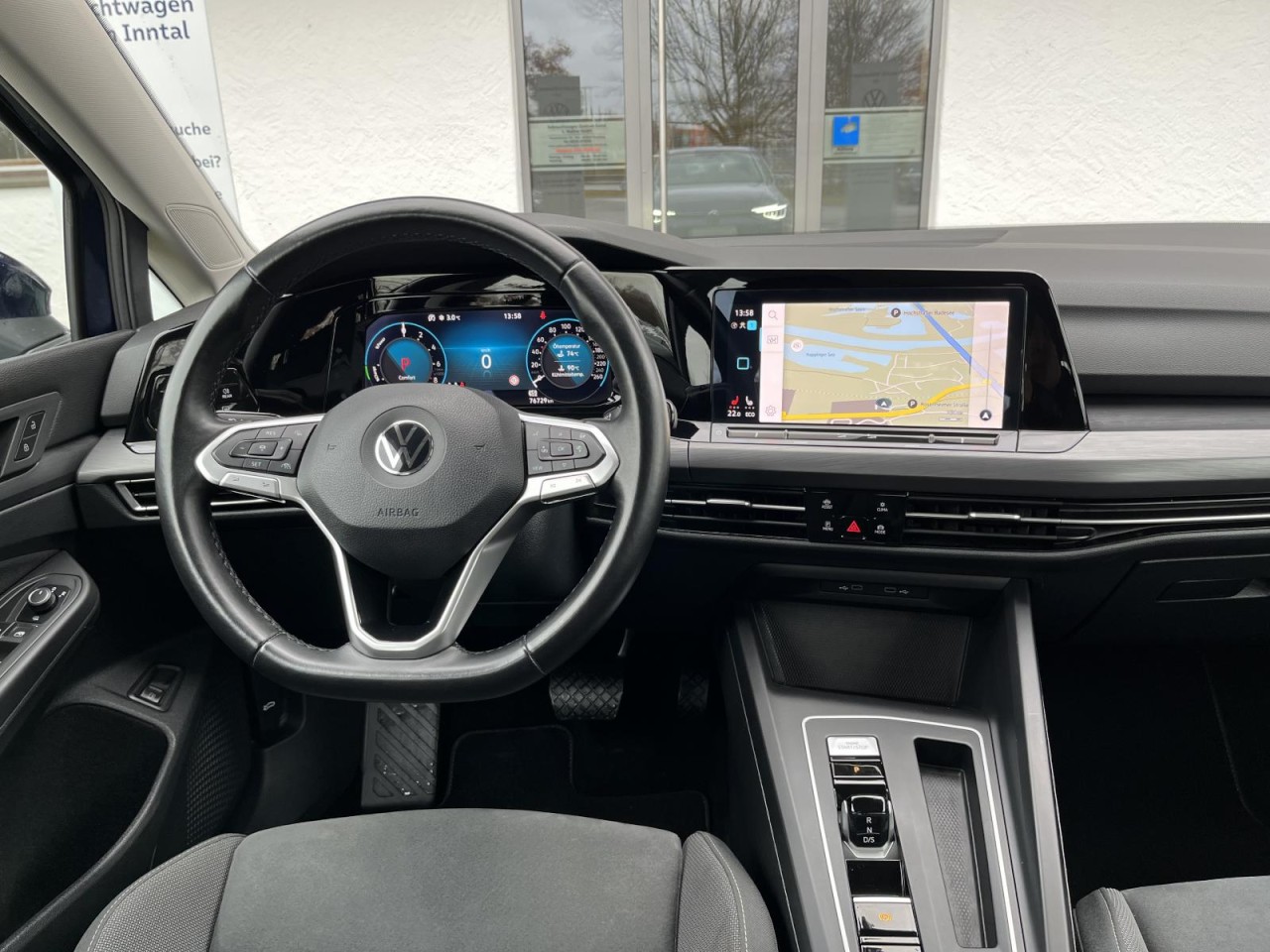 Golf VIII 1,4 eHybrid DSG Style (Navi+RearView+AHK)