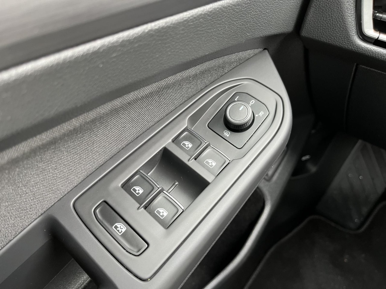 Golf VIII 1,4 eHybrid DSG Style (Navi+RearView+AHK)