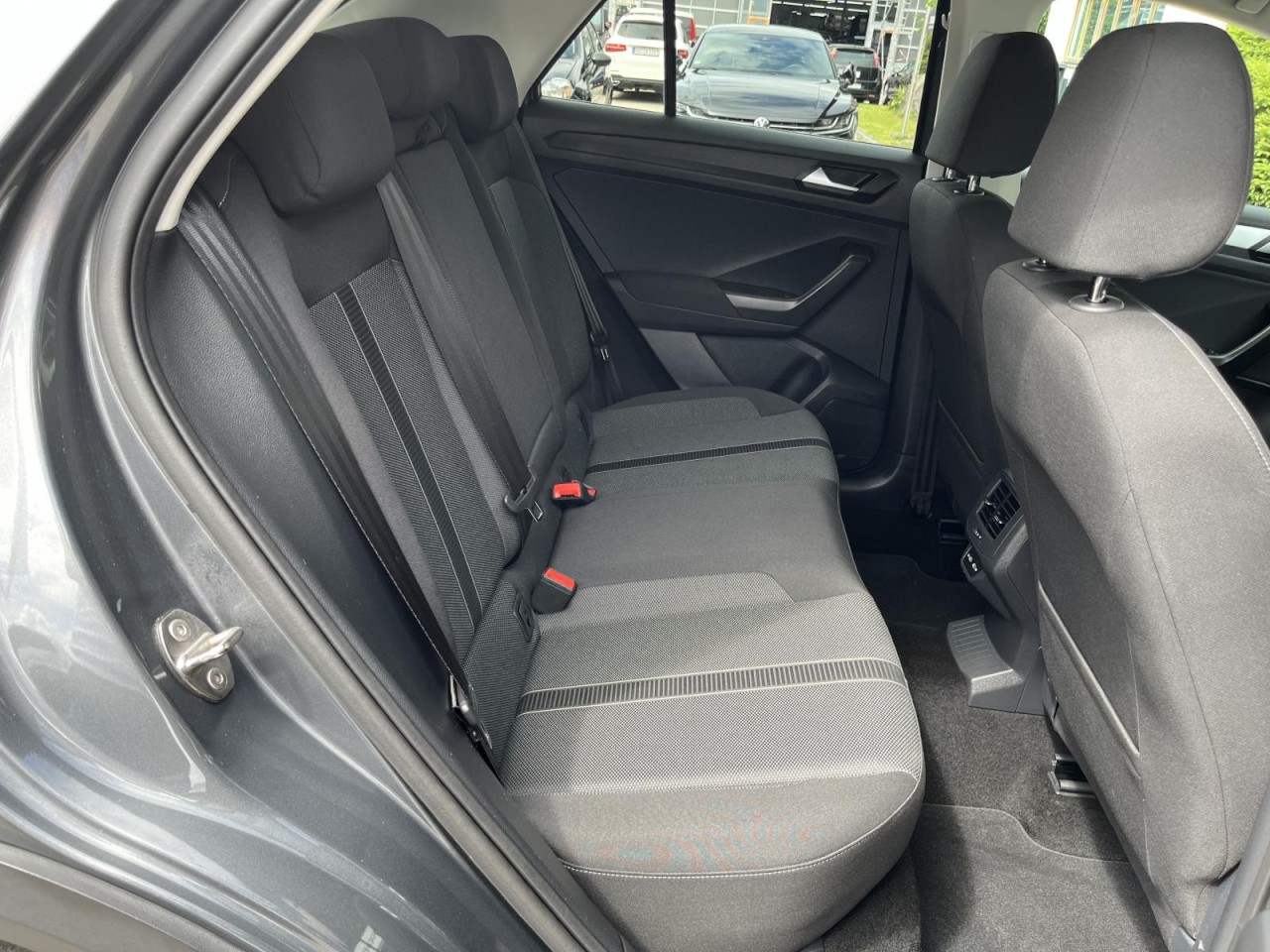 T-Roc 2,0 TDI DSG Life (AHK+Navi+RearView)