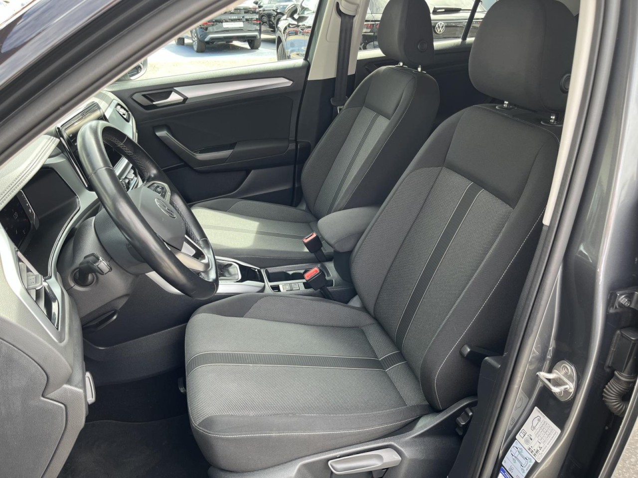 T-Roc 2,0 TDI DSG Life (AHK+Navi+RearView)