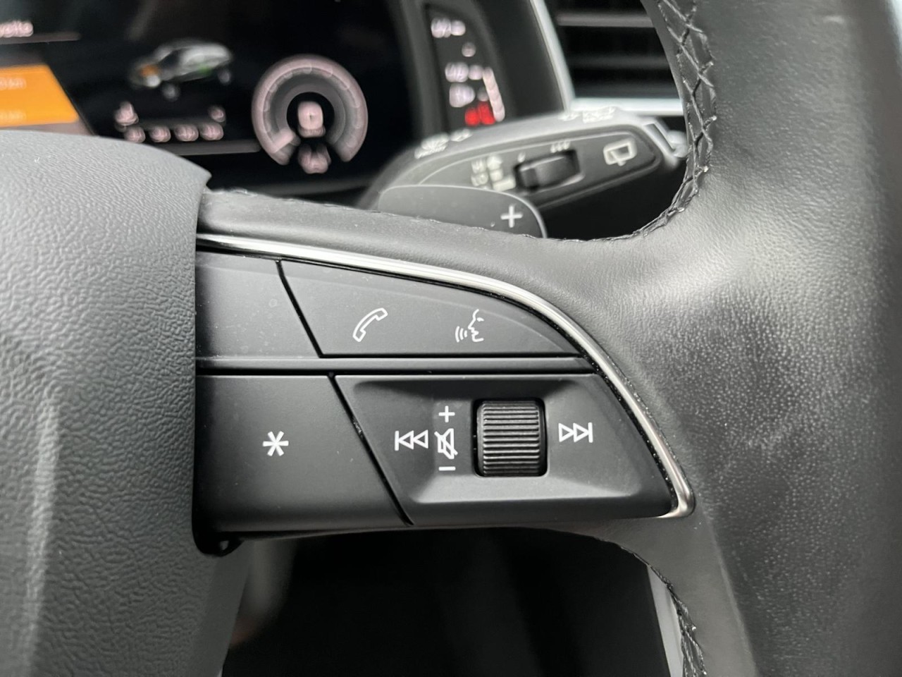 Q8 55 TFSI e quattro tiptronic (MatrixLED+AHK)