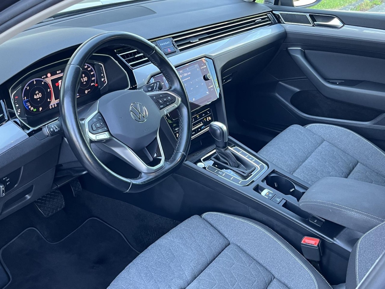 Passat Variant 2,0 TDI DSG Business (Navi+ACC+RearView)