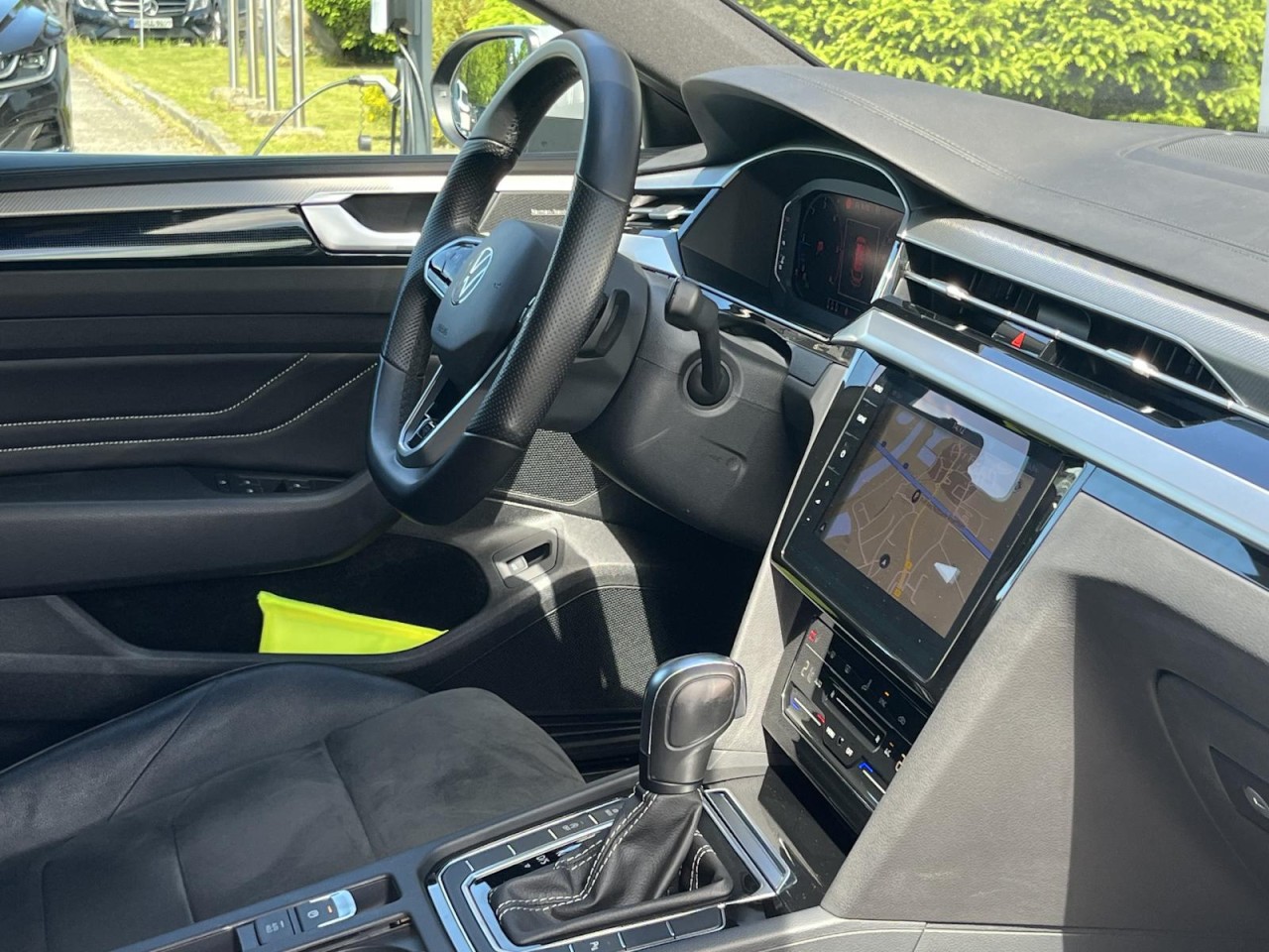 Arteon Shootingbrake 2,0 TDI DSG R-Line (AHK+DCC+Navi)