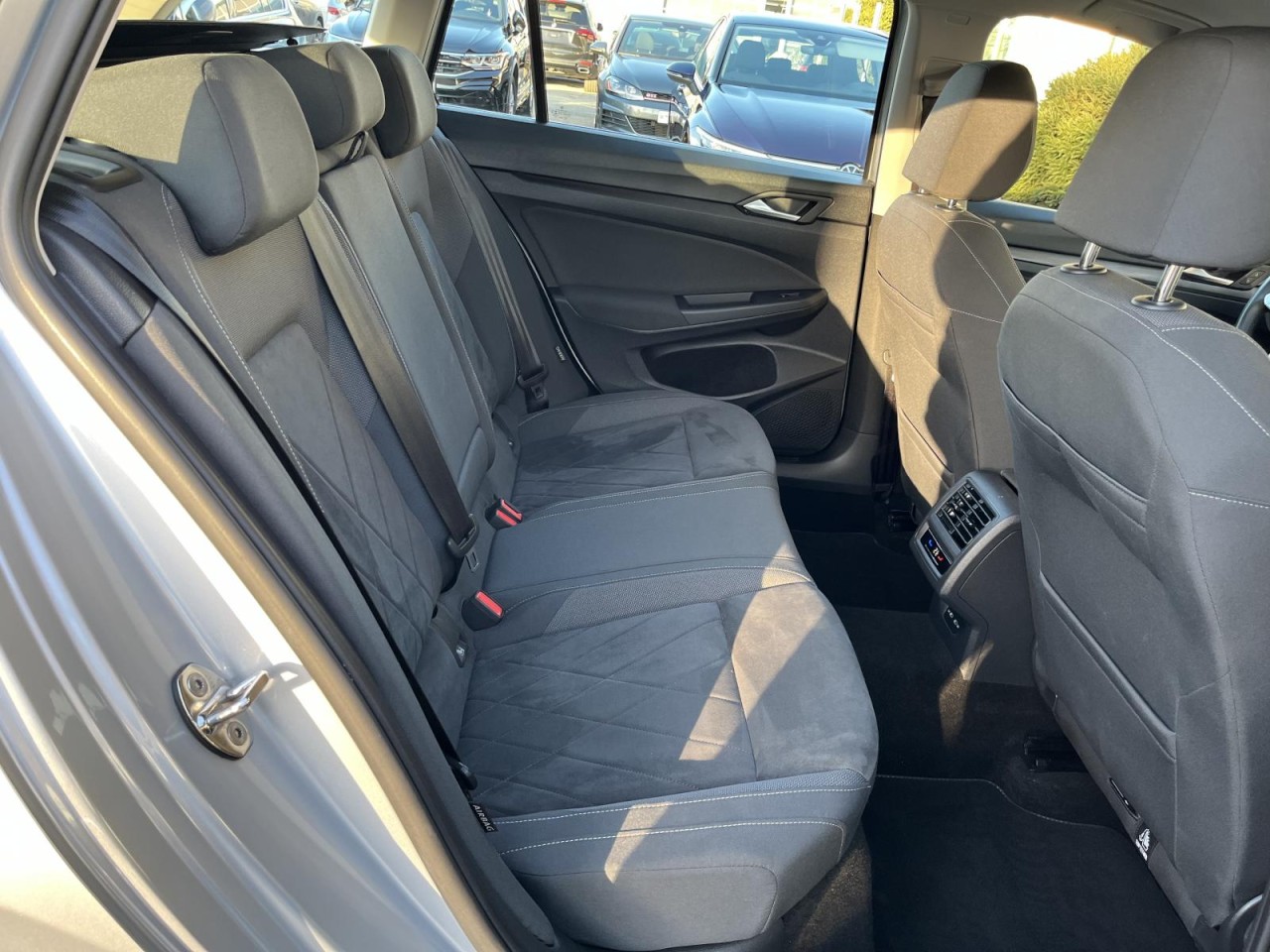 Golf VIII Variant 2,0 TDI DSG Style (Navi+ACC+LED)