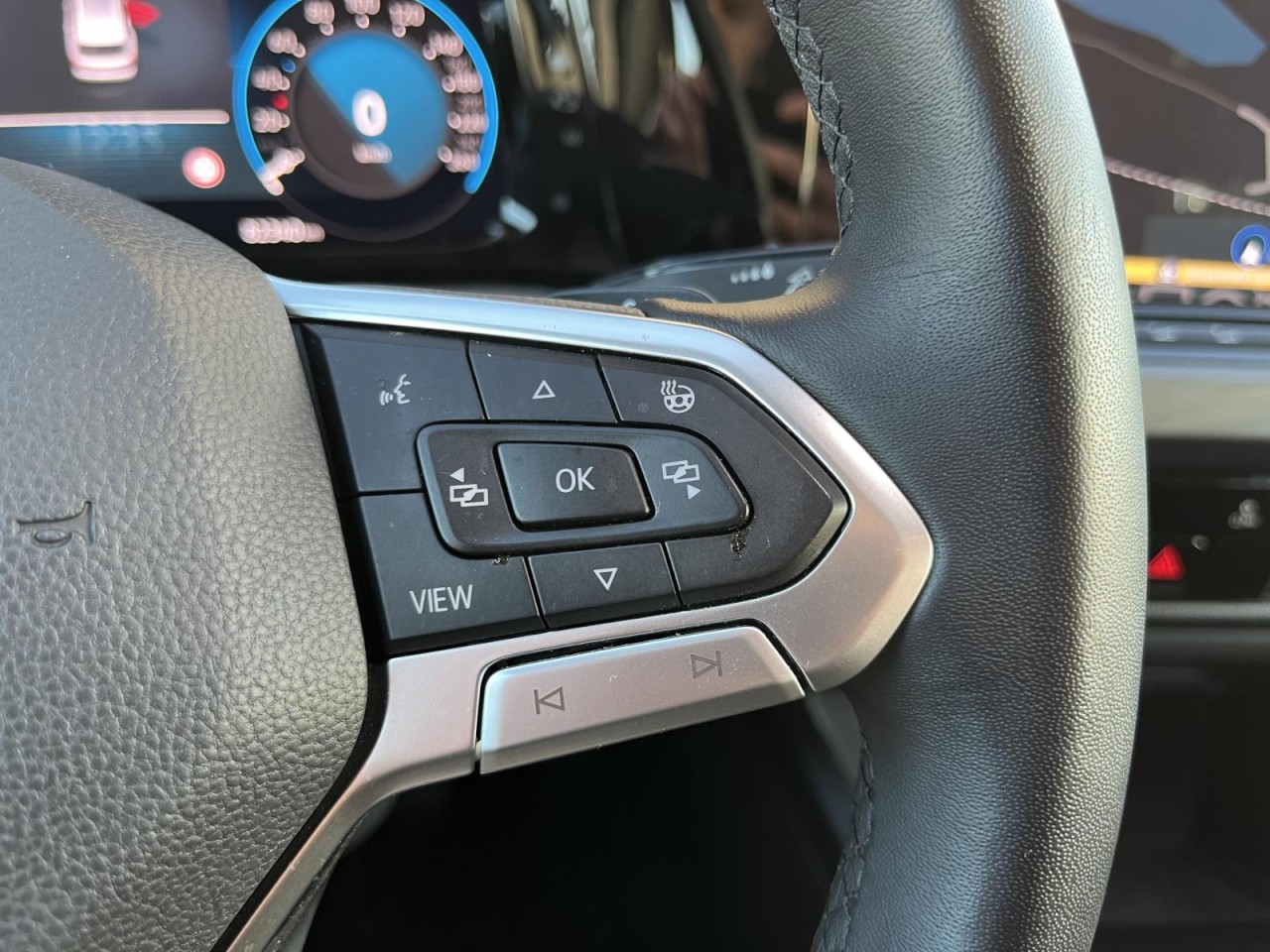 Golf VIII Variant 2,0 TDI DSG Style (Navi+ACC+LED)