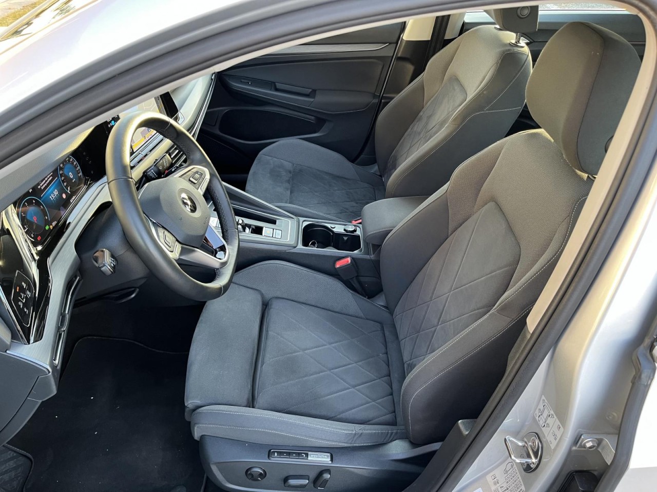 Golf VIII Variant 2,0 TDI DSG Style (Navi+ACC+LED)