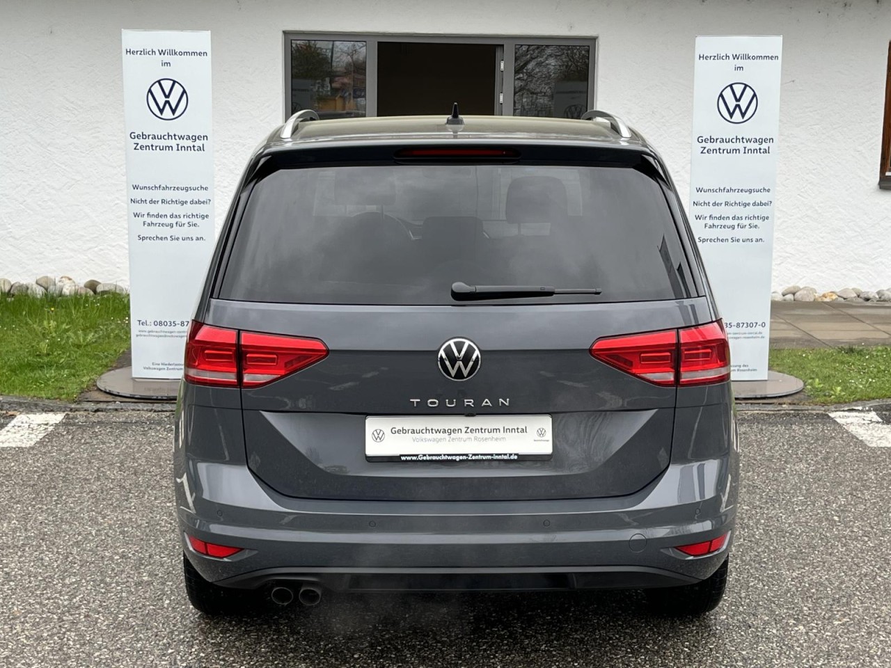 Touran 2,0 TDI DSG Highline (AHK+RearView)
