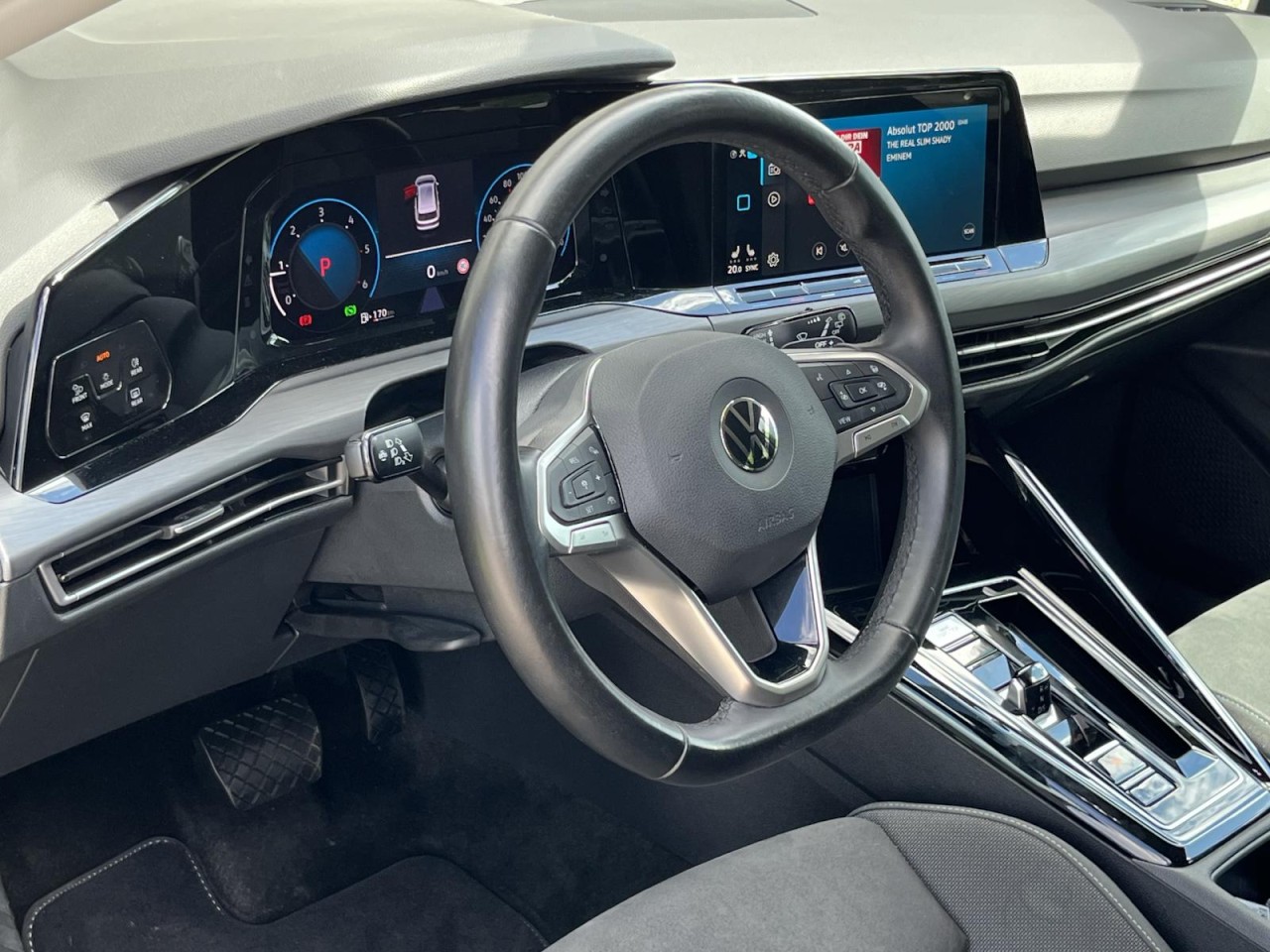 Golf VIII Variant 2,0 TDI DSG Style (LED+ACC+RearView)