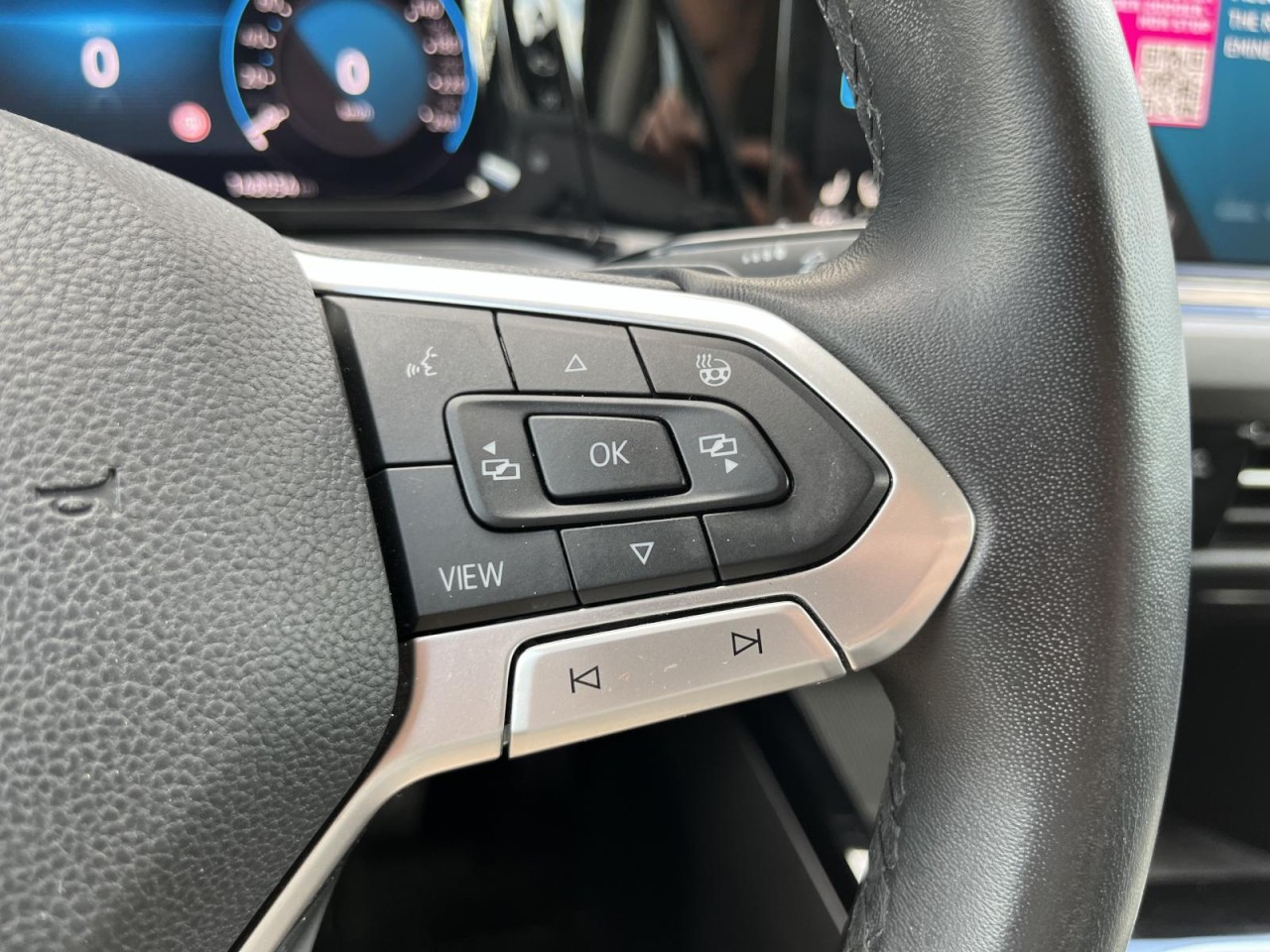 Golf VIII Variant 2,0 TDI DSG Style (LED+ACC+RearView)