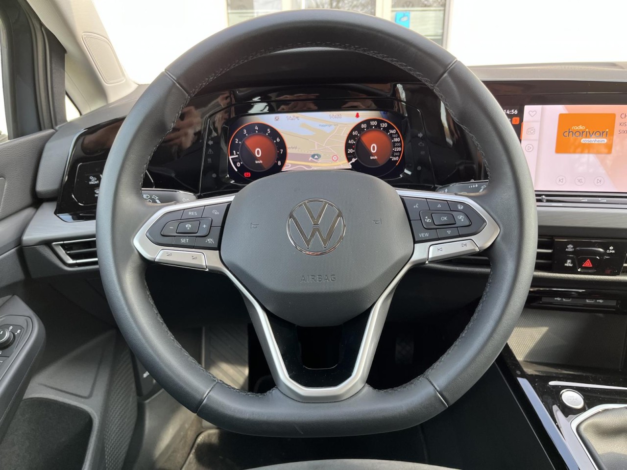 Golf VIII 1,5 TSI Style (LED+ACC+Navi) Klima