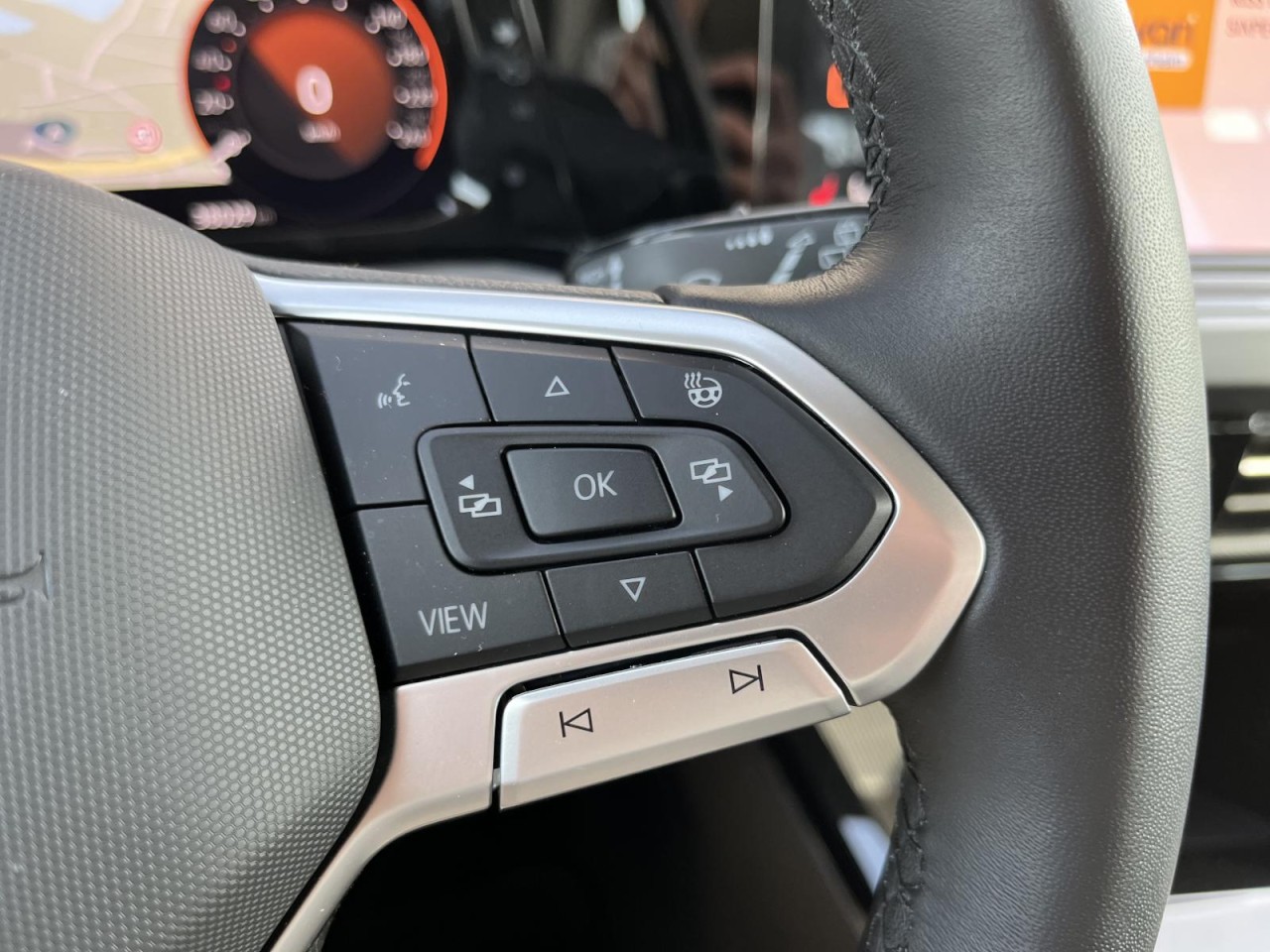 Golf VIII 1,5 TSI Style (LED+ACC+Navi) Klima