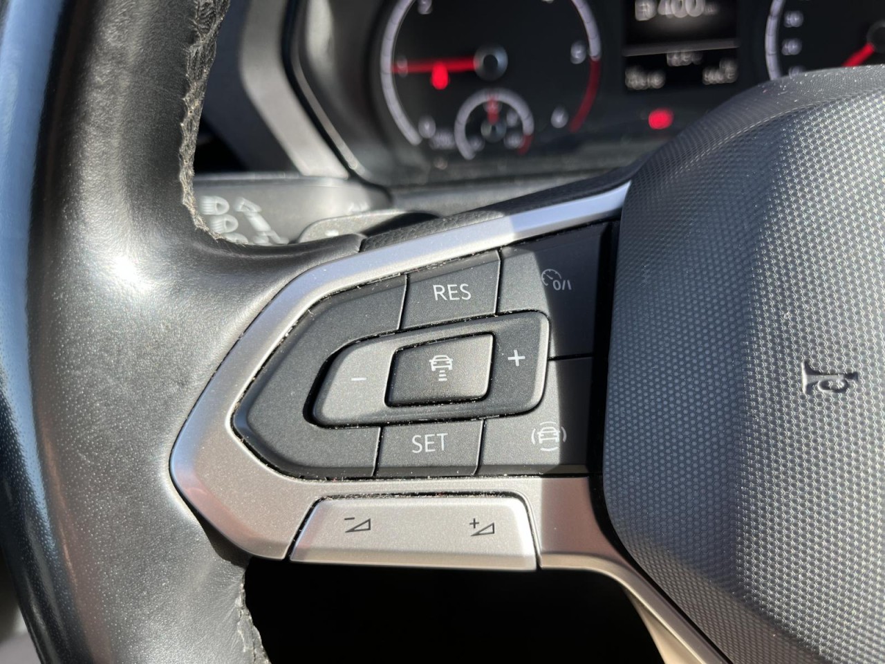 Caddy Cargo 2.0 TDI DSG (Navi+LED+RearView+Standh.)