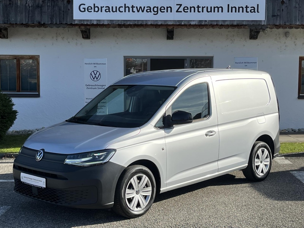 Caddy Cargo 2.0 TDI DSG (Navi+LED+RearView+Standh.)