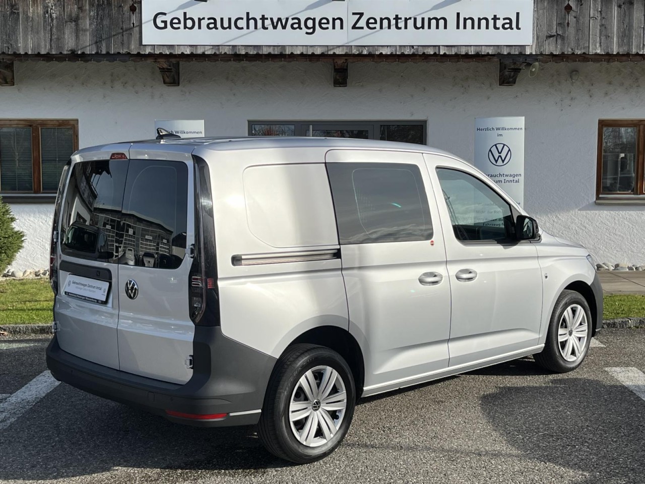 Caddy Cargo 2.0 TDI DSG (Navi+LED+RearView+Standh.)