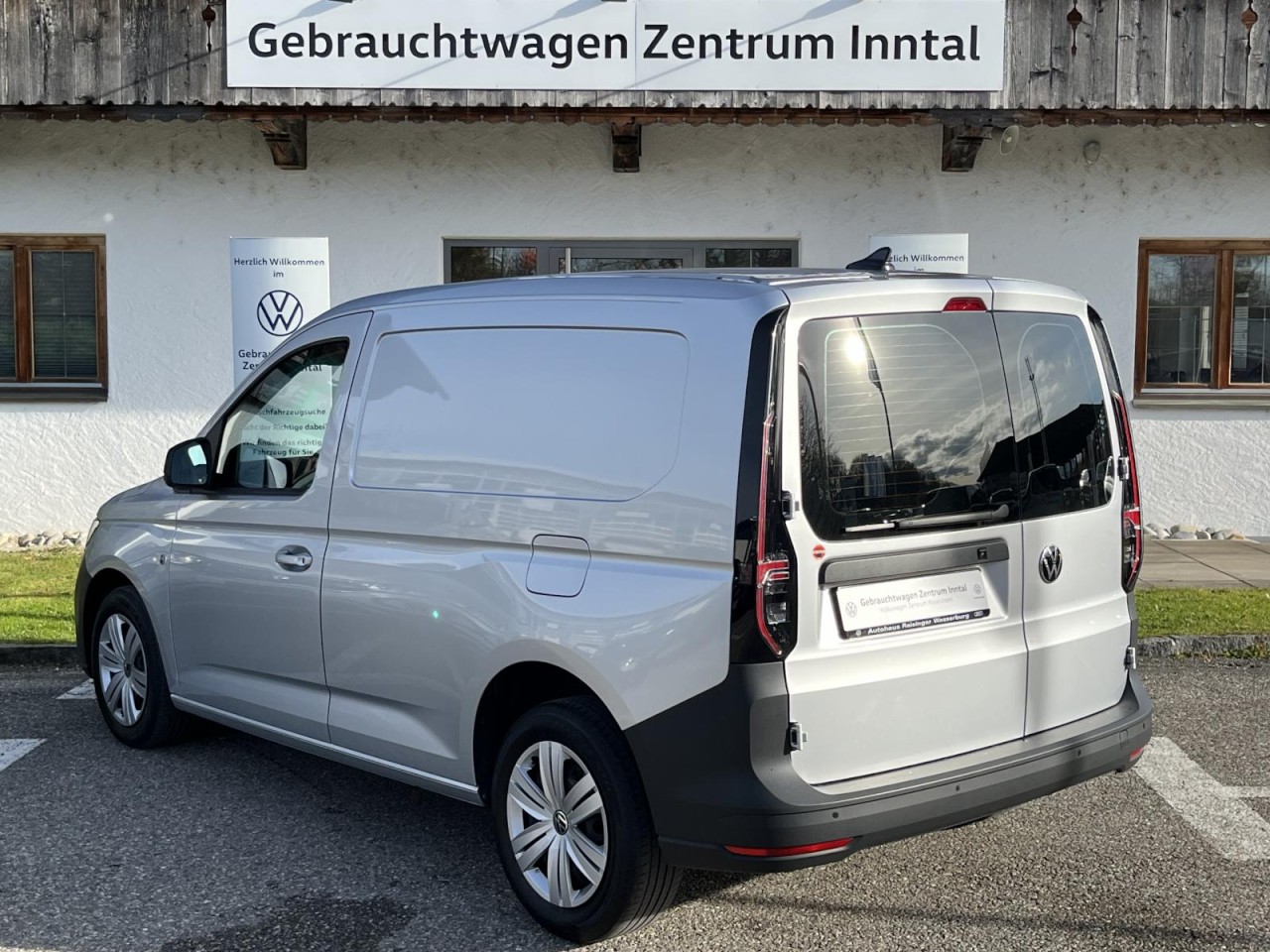 Caddy Cargo 2.0 TDI DSG (Navi+LED+RearView+Standh.)