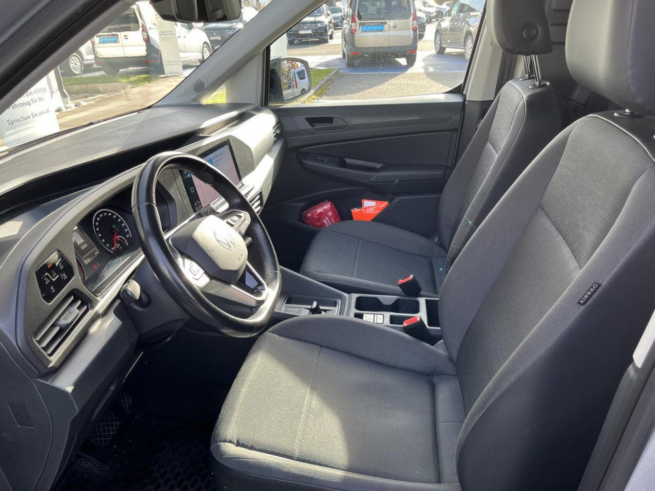 Caddy Cargo 2.0 TDI DSG (Navi+LED+RearView+Standh.)