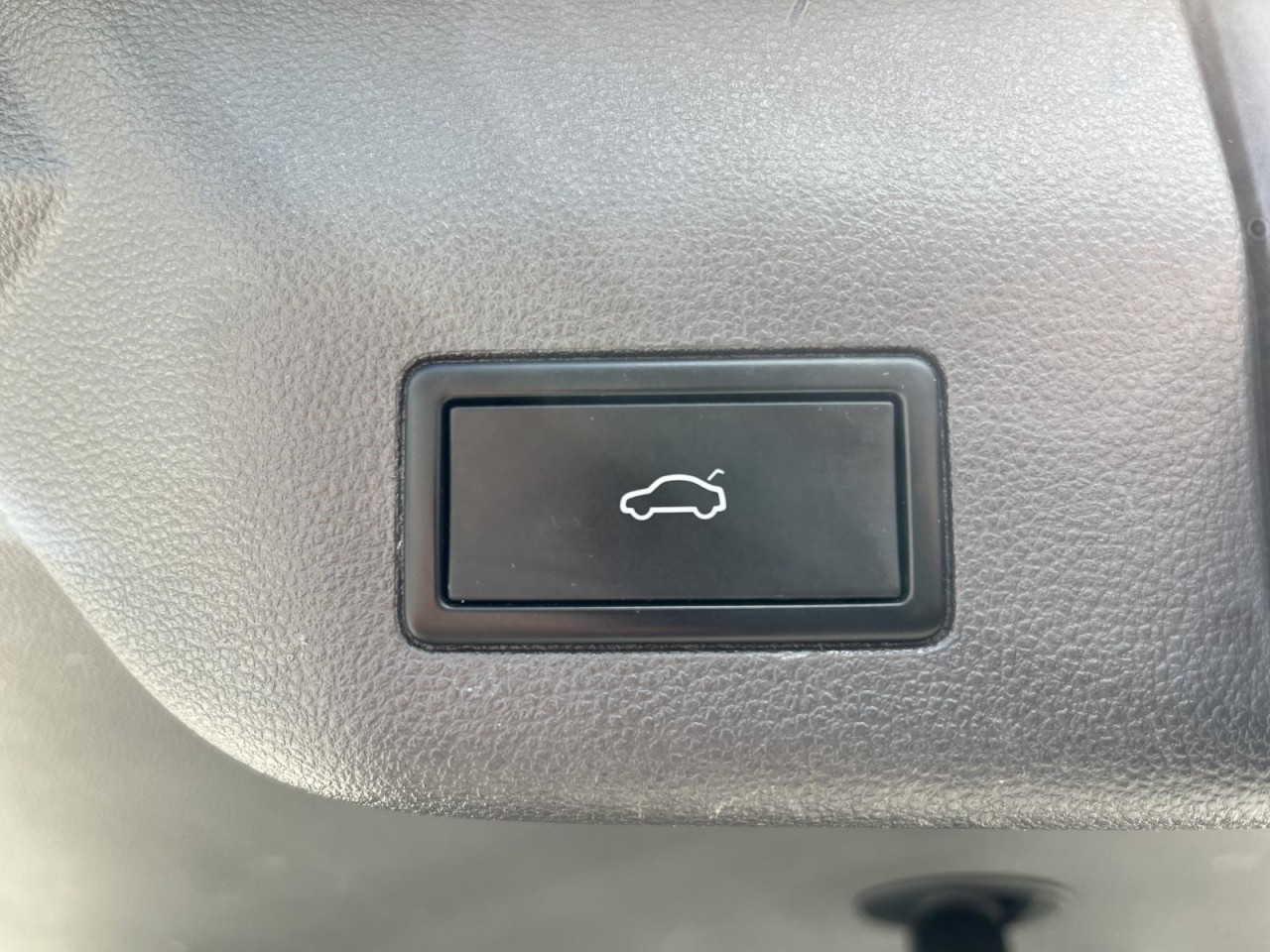 Multivan T7 1,4 TSI eHybrid Style KÜ (AHK+IQLight+Standhzg.)