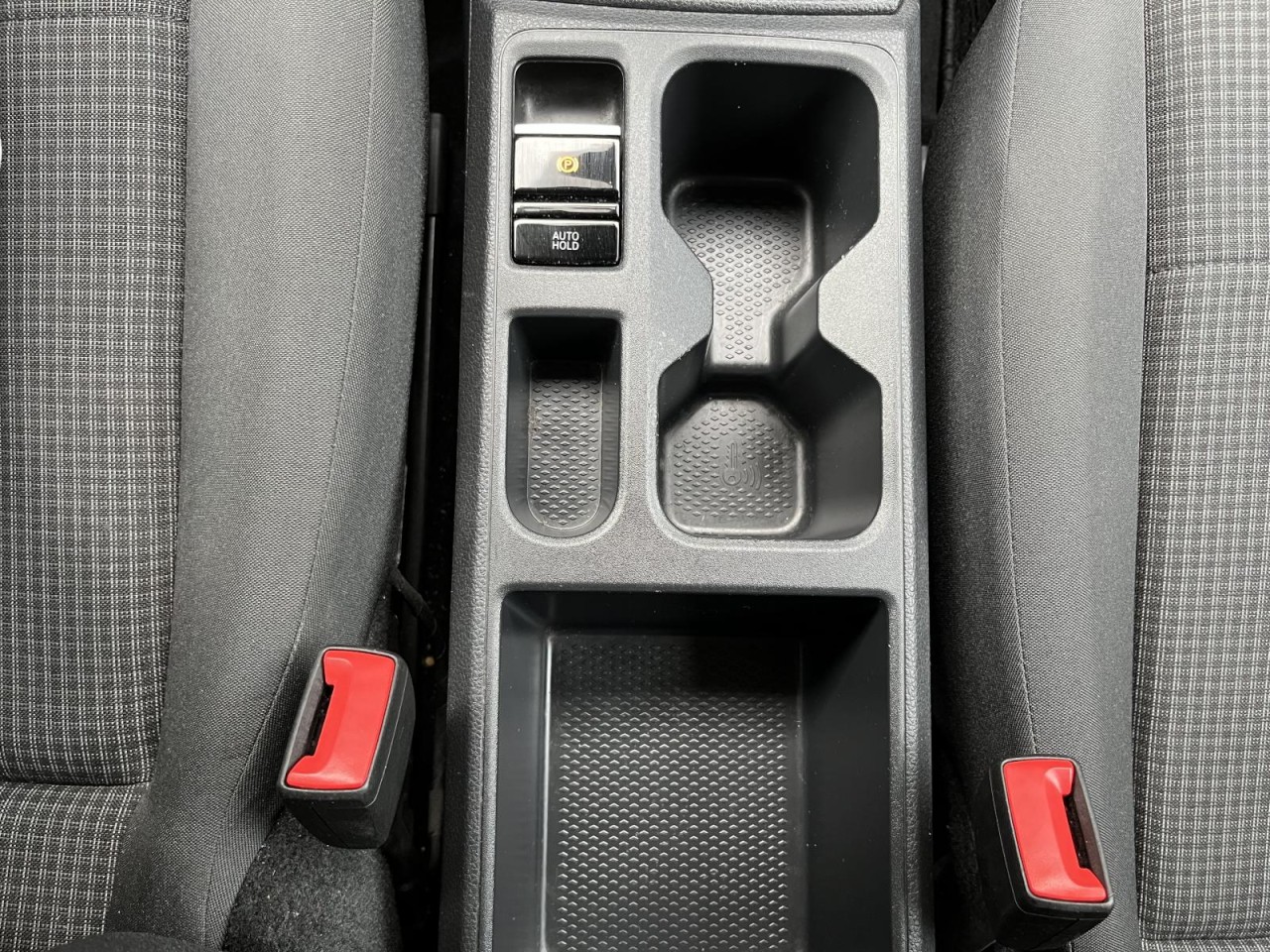 Caddy Maxi Commerce Cargo EcoProfi 2,0 TDI (AHK+Navi+Klima)
