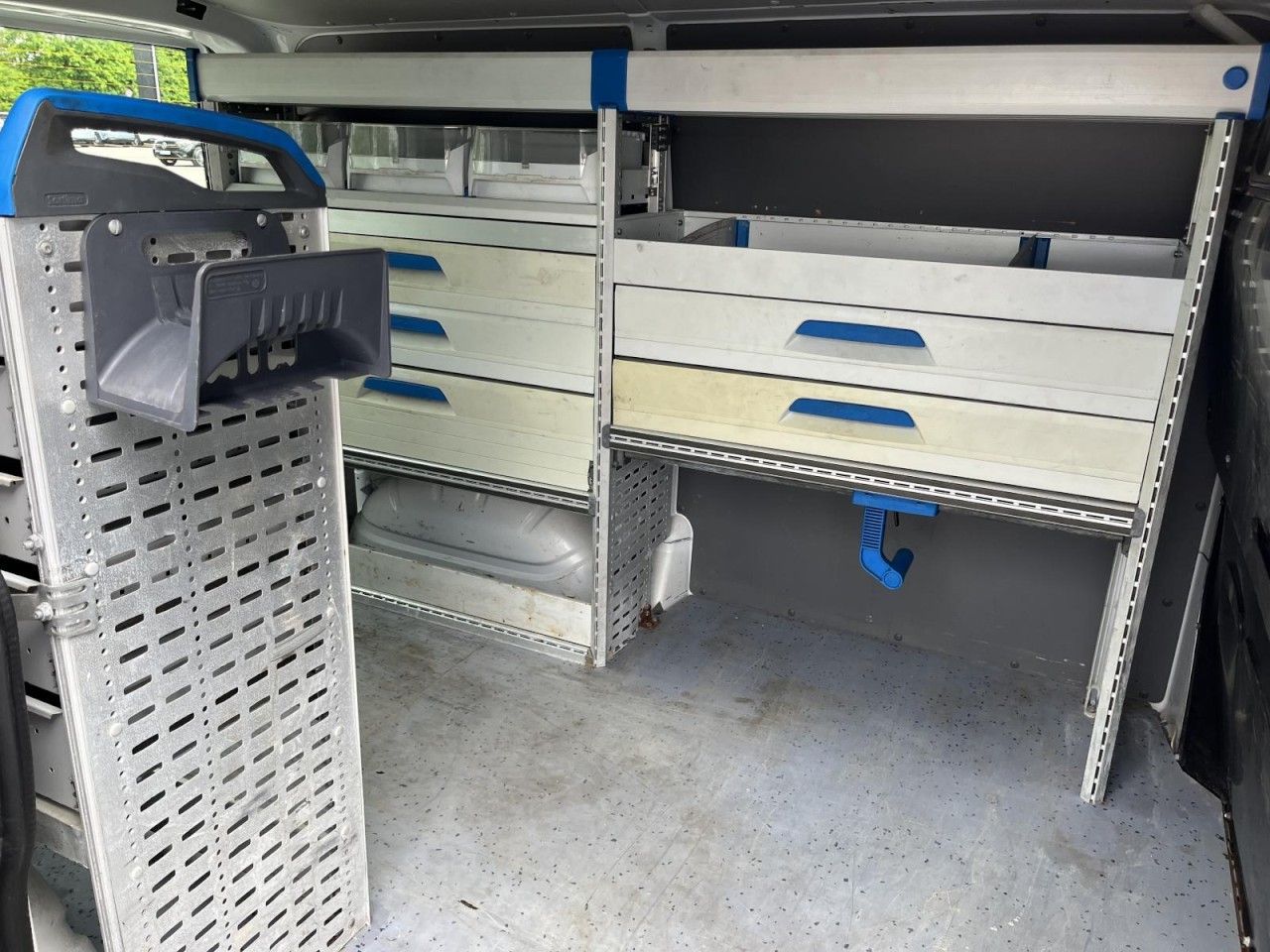 Transporter Kasten T6.1 KR 2,0 TDI (Klima+Navi+RearView)