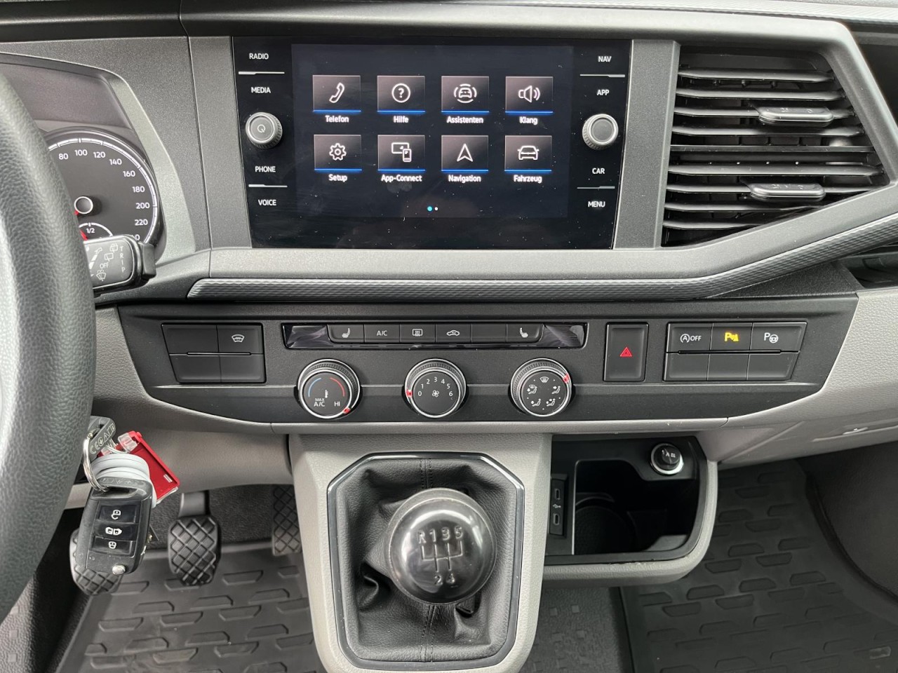 Transporter Kasten T6.1 KR 2,0 TDI (Klima+Navi+RearView)