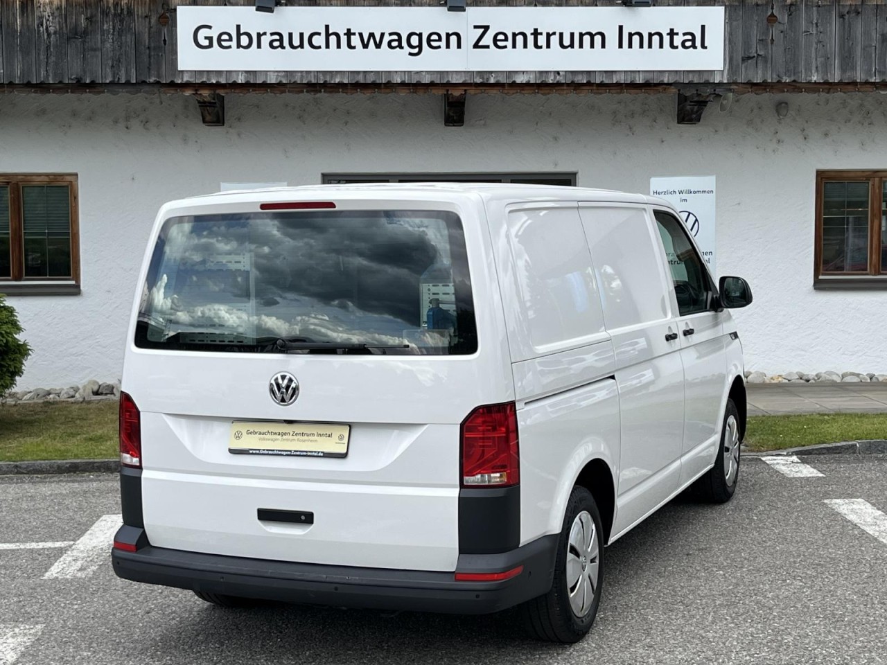 Transporter Kasten T6.1 KR 2,0 TDI (Klima+Navi+RearView)