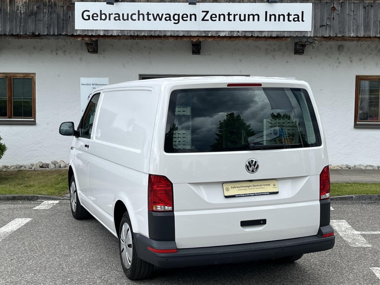 Transporter Kasten T6.1 KR 2,0 TDI (Klima+Navi+RearView)